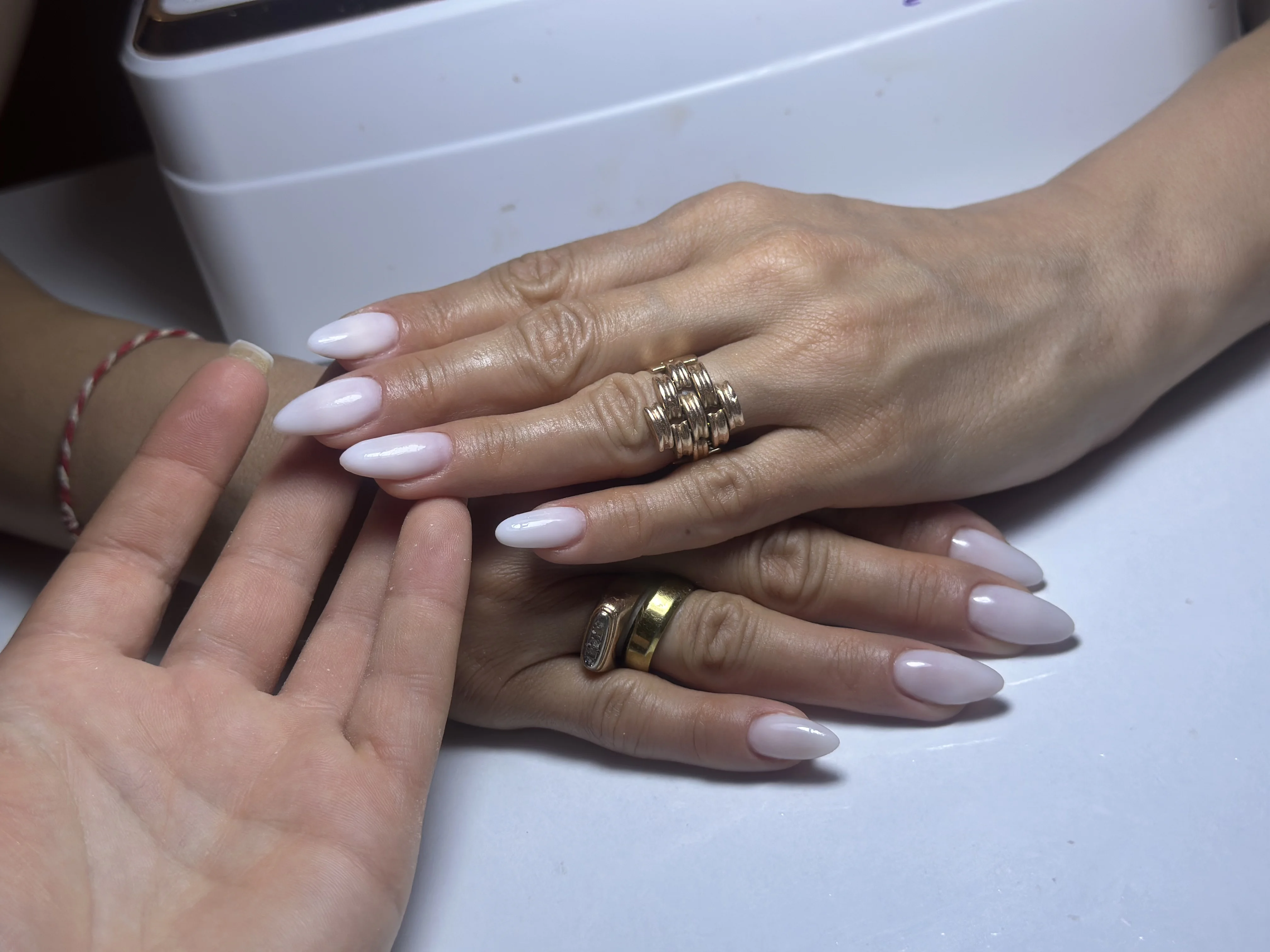 Nail Master, Beauty